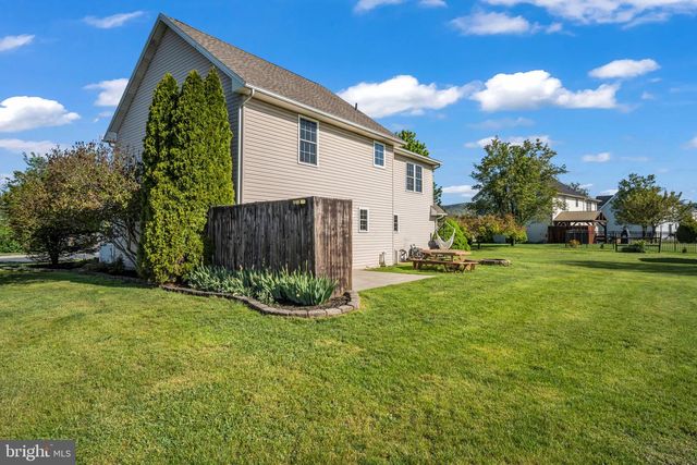 5 MEADE DRIVE, Carlisle, PA 17013