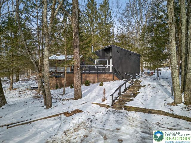 2329 Cramer Court, Lehman Twp, PA 18324