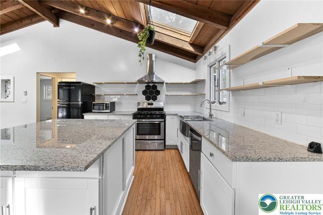 2329 Cramer Court, Lehman Twp, PA 18324