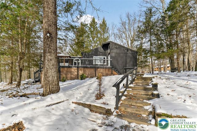 2329 Cramer Court, Lehman Twp, PA 18324