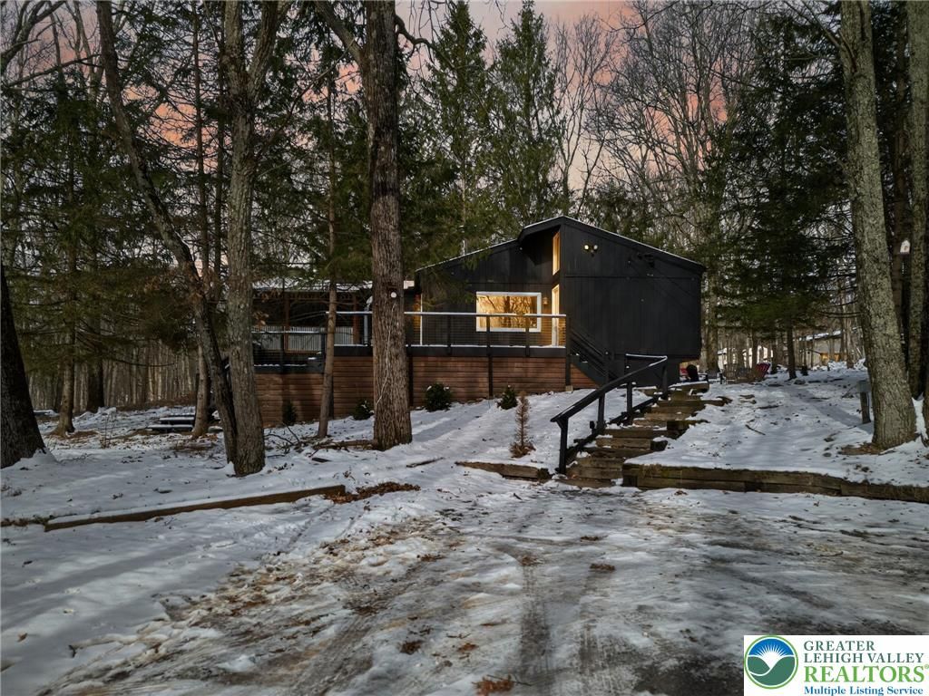 2329 Cramer Court, Lehman Twp, PA 18324