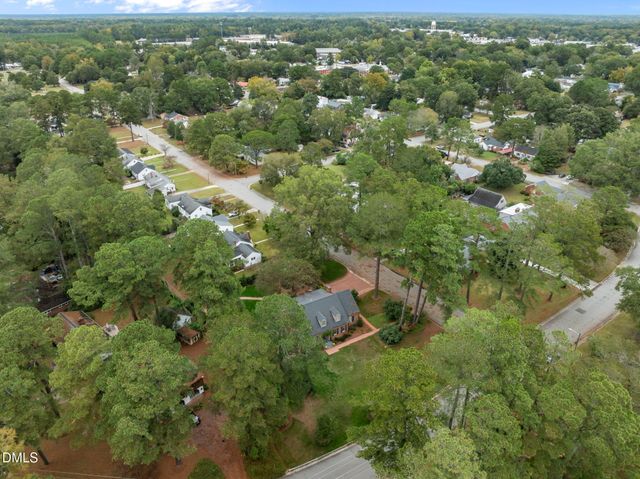 1000 S Howard Circle, Tarboro, NC 27886