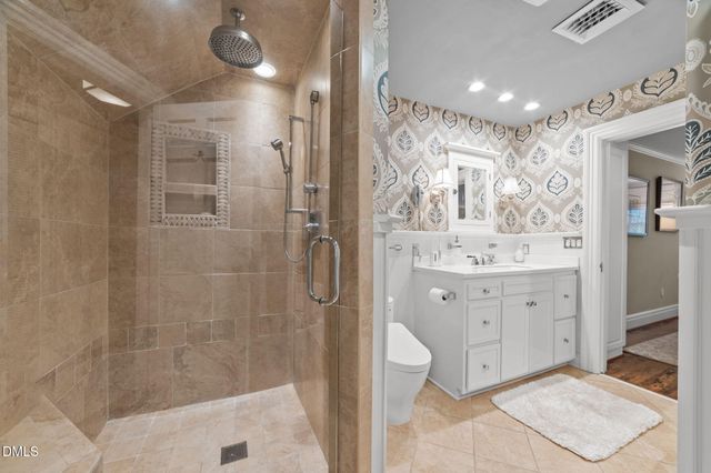 1000 S Howard Circle, Tarboro, NC 27886