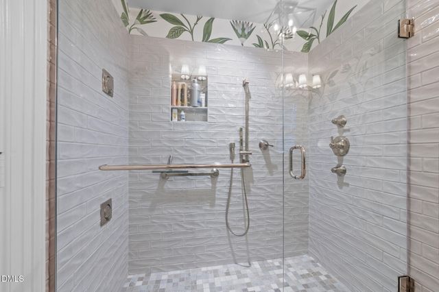 1000 S Howard Circle, Tarboro, NC 27886