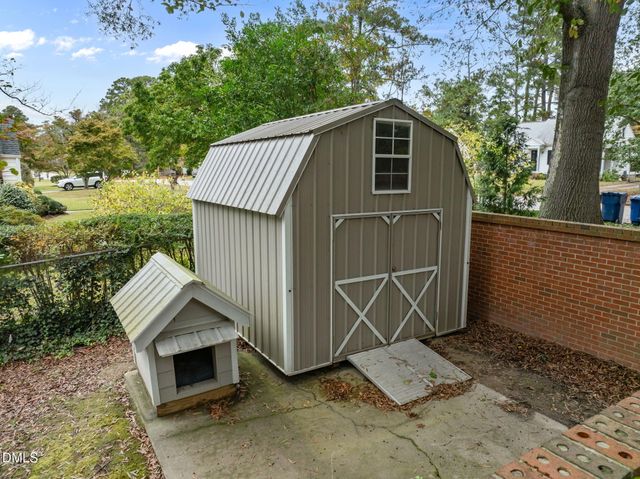 1000 S Howard Circle, Tarboro, NC 27886