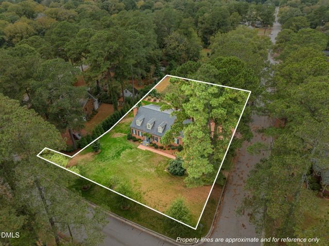 1000 S Howard Circle, Tarboro, NC 27886