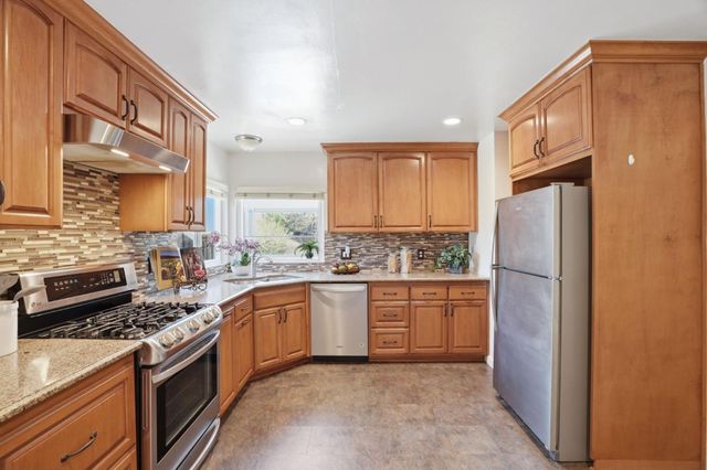 1895 Walnut Grove Avenue, San Jose, CA 95126