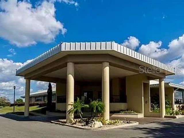 3704 SOUTHPOINTE DRIVE U-2, Orlando, FL 32822