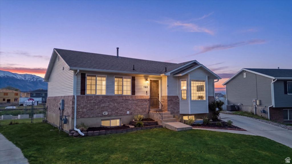 Image 1 of property listing at 785 S 460 W, Tremonton, UT 84337