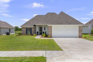 422 Baleigh Way, Canton, MS 39046