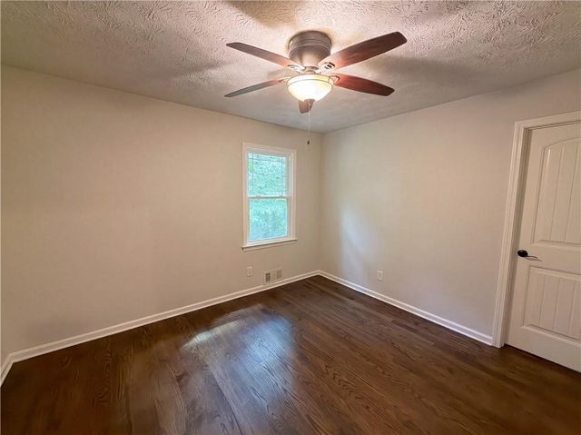 1394 Natchez Trace SW, Marietta, GA 30008