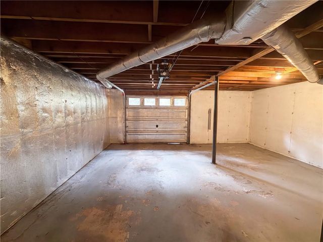1394 Natchez Trace SW, Marietta, GA 30008