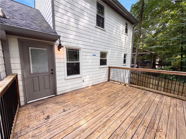1394 Natchez Trace SW, Marietta, GA 30008