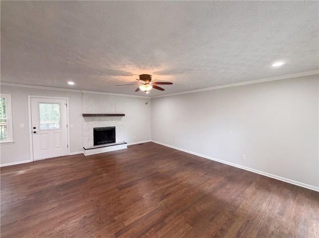 1394 Natchez Trace SW, Marietta, GA 30008