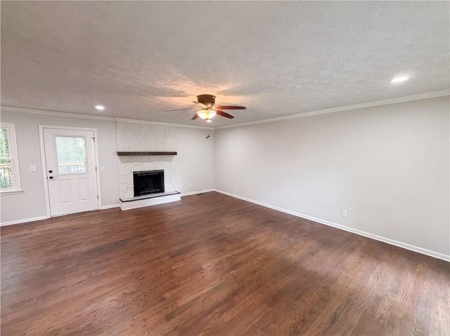 1394 Natchez Trace SW, Marietta, GA 30008