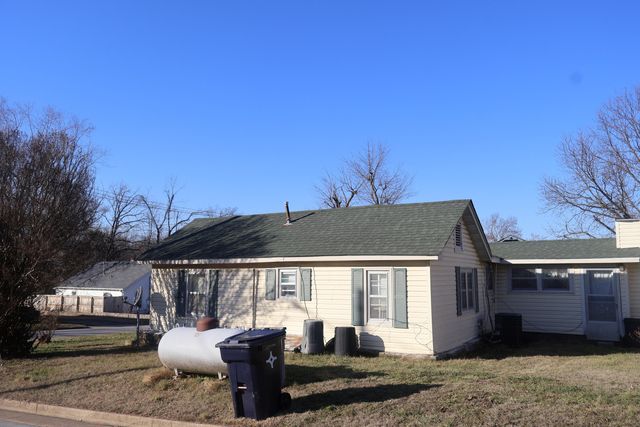 620 S Arkansas Street, West Plains, MO 65775