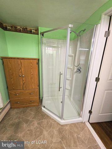 2432 PINE ST, Rock Glen, PA 18246