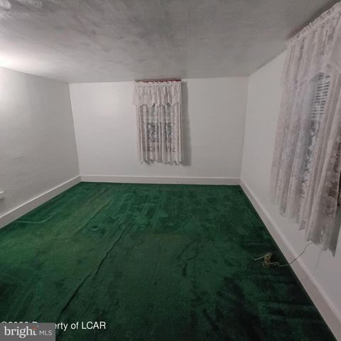 2432 PINE ST, Rock Glen, PA 18246