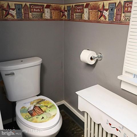 2432 PINE ST, Rock Glen, PA 18246