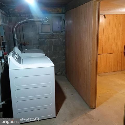 2432 PINE ST, Rock Glen, PA 18246