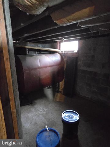 2432 PINE ST, Rock Glen, PA 18246