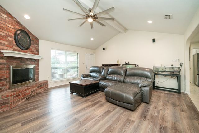 1001 Jamerison, White Oak, TX 75693