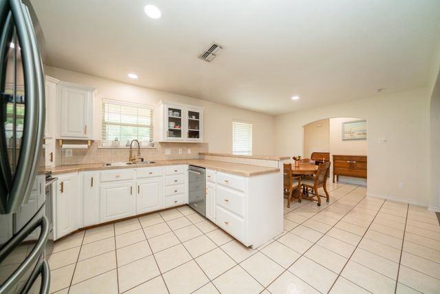 1001 Jamerison, White Oak, TX 75693