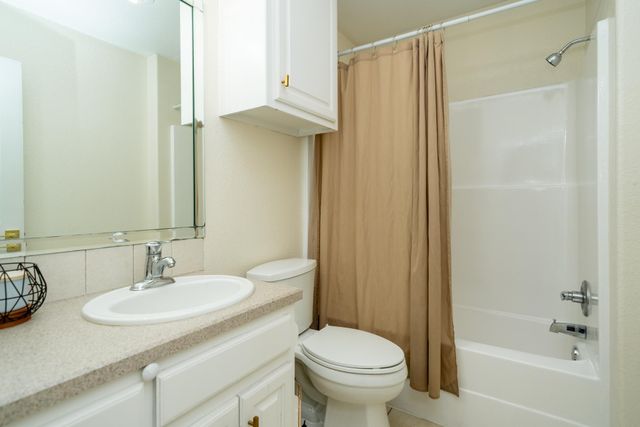 1001 Jamerison, White Oak, TX 75693