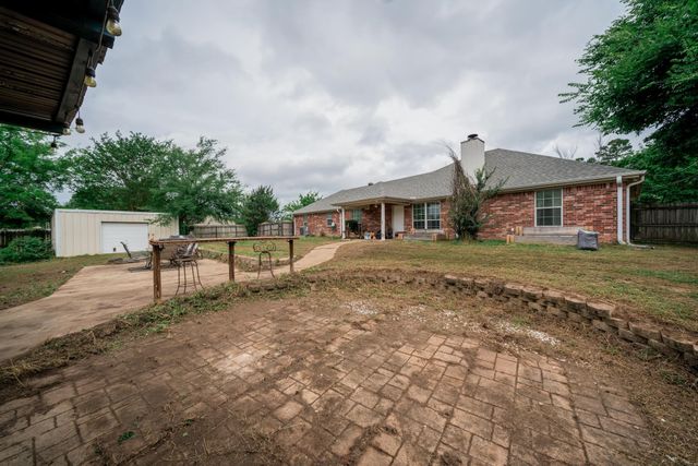 1001 Jamerison, White Oak, TX 75693