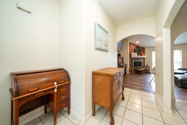 1001 Jamerison, White Oak, TX 75693