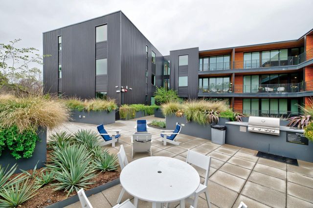 900 S 1st ST 218, Austin, TX 78704