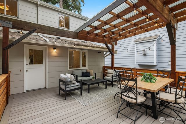 2534 NE 94th Street, Seattle, WA 98115
