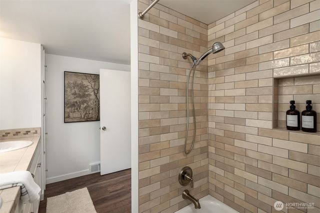 2534 NE 94th Street, Seattle, WA 98115