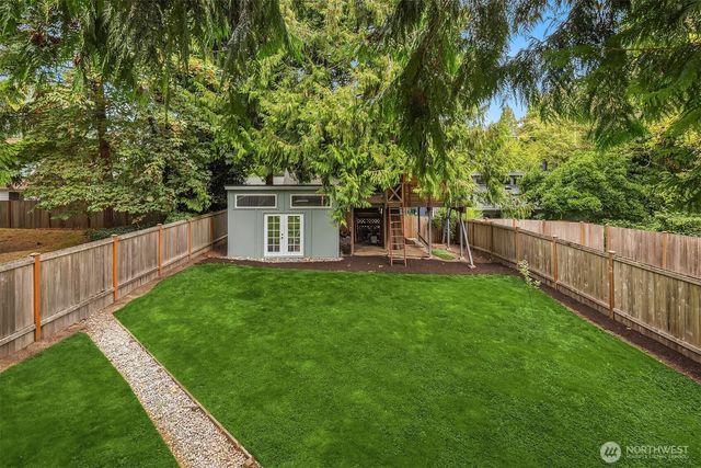 2534 NE 94th Street, Seattle, WA 98115