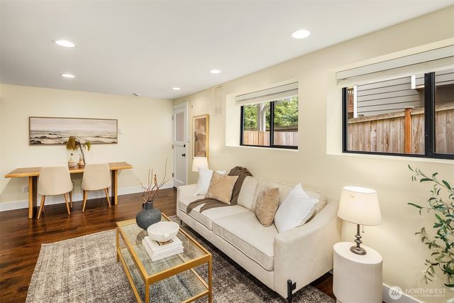 2534 NE 94th Street, Seattle, WA 98115