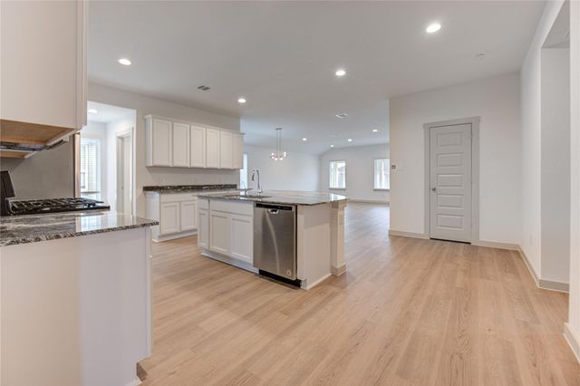 7715 Smooth Valley Court, Rosharon, TX 77583