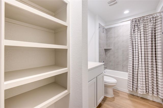 7715 Smooth Valley Court, Rosharon, TX 77583