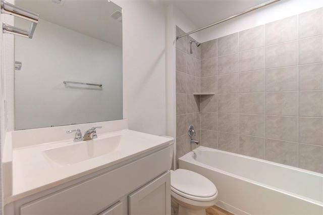 7715 Smooth Valley Court, Rosharon, TX 77583