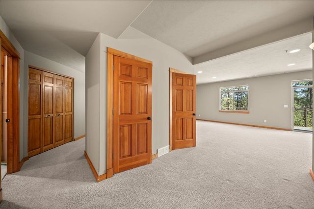 401 W Trailridge Ct, Spokane, WA 99224