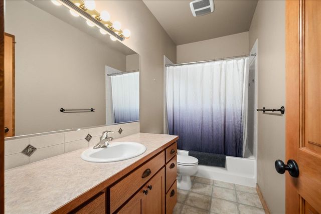 401 W Trailridge Ct, Spokane, WA 99224