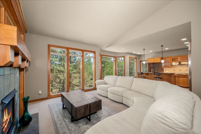 401 W Trailridge Ct, Spokane, WA 99224