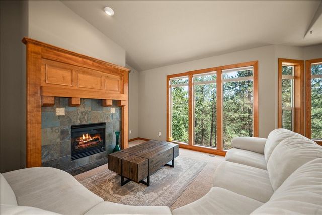401 W Trailridge Ct, Spokane, WA 99224