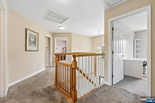 55 Sand Road, Fairfield, NJ 07004