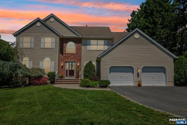 55 Sand Road, Fairfield, NJ 07004