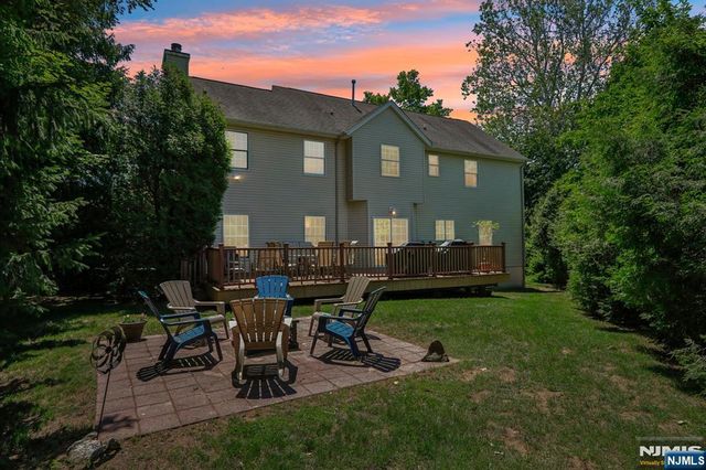 55 Sand Road, Fairfield, NJ 07004
