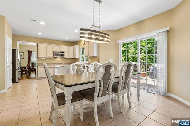55 Sand Road, Fairfield, NJ 07004