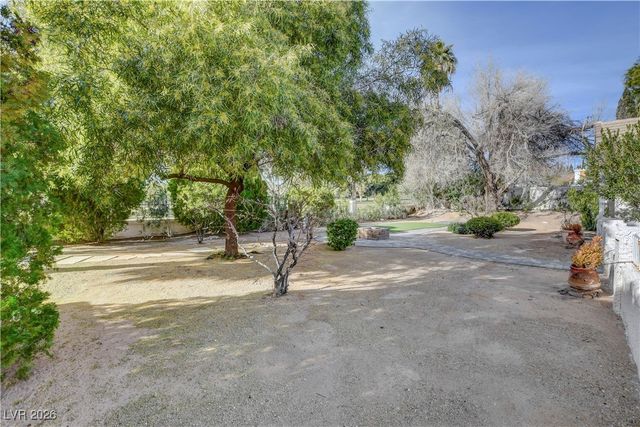 1566 Brentwood Drive, Boulder City, NV 89005