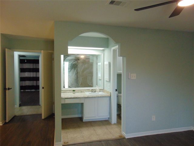 3247 Hunters Glen Drive, Missouri City, TX 77459