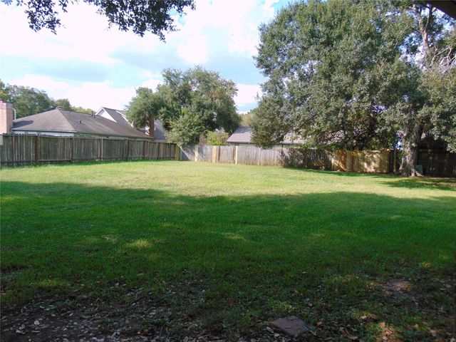 3247 Hunters Glen Drive, Missouri City, TX 77459