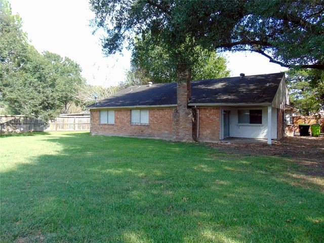 3247 Hunters Glen Drive, Missouri City, TX 77459